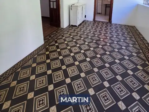 Casa en Alquiler con 1 cochera