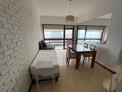 Departamento en alquiler temporario en Almirante Brown esq. Lavalle - Playa Varese, Mar del Plata