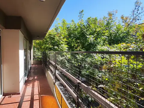 Departamento en Alquiler en Abasto, $ 800.000