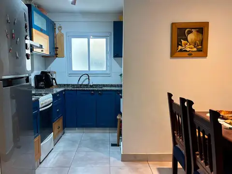 Departamento 4 ambientes con 2 baños