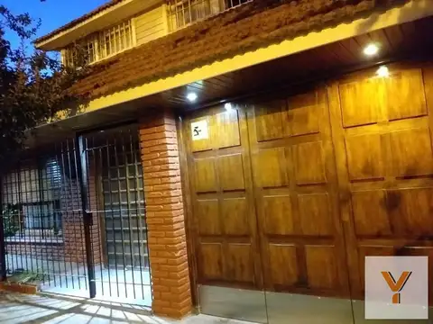 Zeballos e/ Spano y Maipu