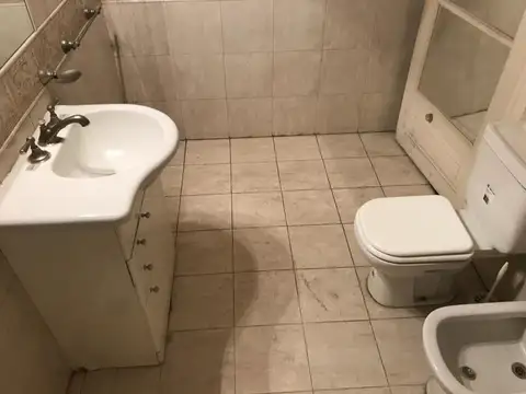 Venta. Oficina. 3 Ambientes. Perón y Rodríguez Peña