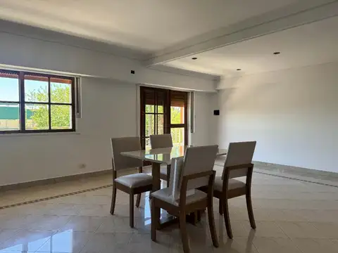 Depto Tipo Casa en Venta de 4 ambientes