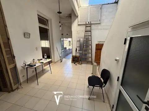 VENTA - CASA - LOTE PROPIO - TRES AMBIENTES - GARAGE/LOCAL - CIUDADELA