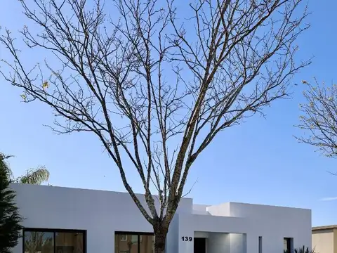 Casa en Alquiler en San Matias, USD 2.000