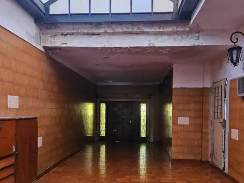 Casa en Venta en Liniers, USD 240.000