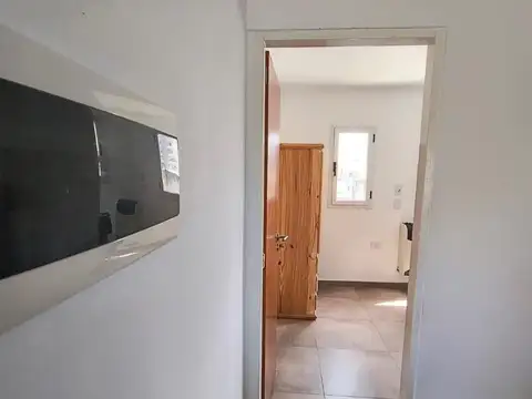 64 e/ 18 y 19 , Piso 2