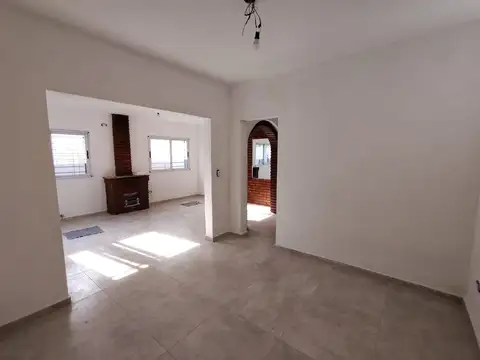 Casa en Alquiler en Caseros, $ 1.000.000