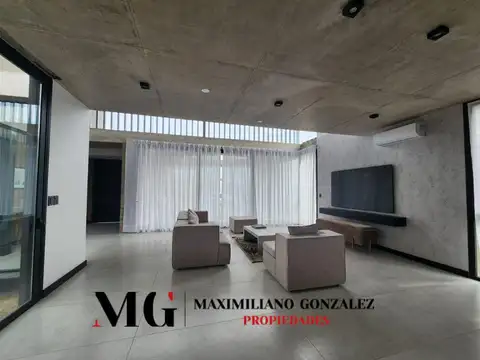 Casa en Alquiler de 5 dormitorios