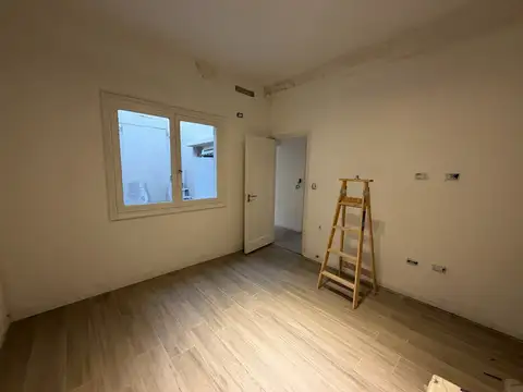 Depto Tipo Casa en Venta con 1 cocheras