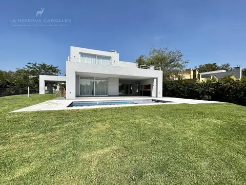 Casa de 6 Ambientes en Venta en La Reserva Cardales