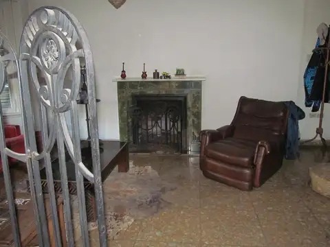 Casa en Venta en Villa Sarmiento, USD 330.000