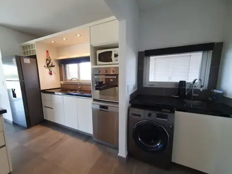 Casa en Alquiler al Este