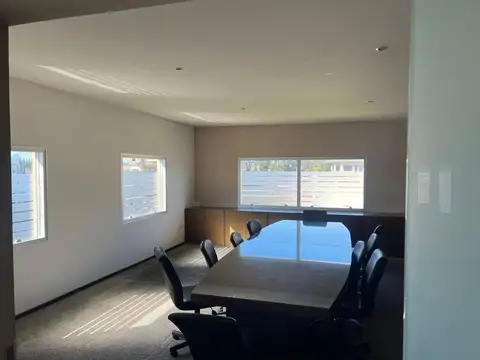 Rivera Park Benavidez , Piso 2