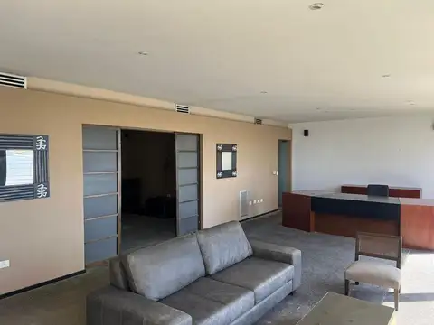 Oficina en Alquiler en Benavidez, USD 3.000