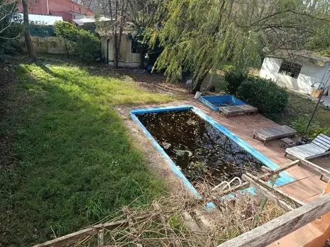 Casa 5 ambientes con 1 baño