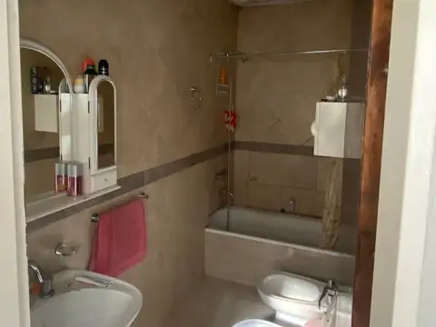 Casa en Venta 2 Dormitorios con quincho