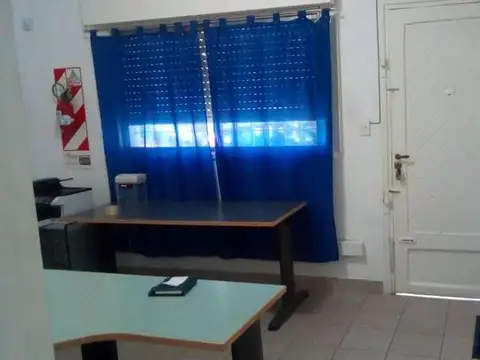 Oficina en zona residencial de Olivos!