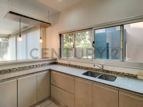 VENTA – CASA 3 DORMITORIOS – CITY BELL, LA PLATA