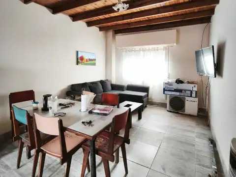 Depto Tipo Casa en Venta de 2 dormitorios