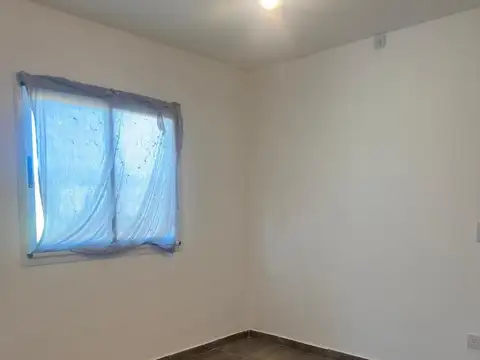 Casa en venta 4 ambientes Cañuelas