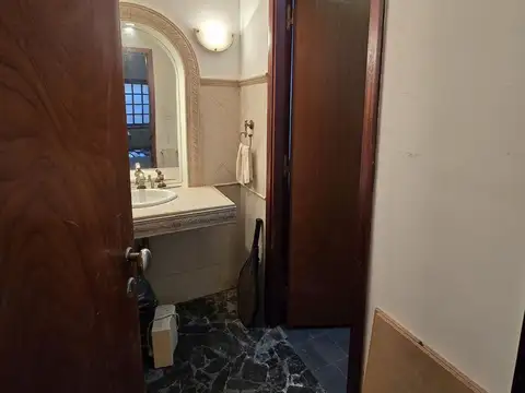 CASA 4 AMBIENTES EN VENTA EN BERNAL TERRAZA