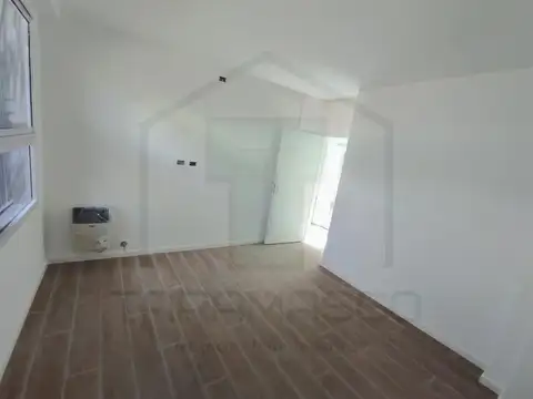 Depto Tipo Casa en Venta en Villa Devoto, USD 165.000