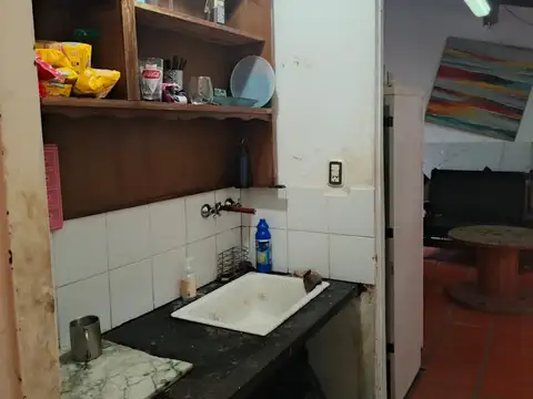 OPORTUNIDAD EN VENTA CASA EN PLENO VILLA MAIPU  