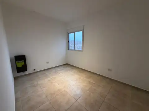 Depto Tipo Casa en Alquiler con 1 cocheras