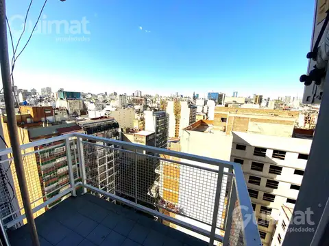 dos ambientes con balcon  alquiler en Balvanera