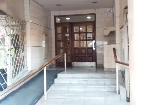 AV IDEPENDENCIA 2100