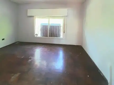 Depto Tipo Casa en Venta 30 años