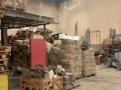 Galpon en Alquiler 23  mts Fondo