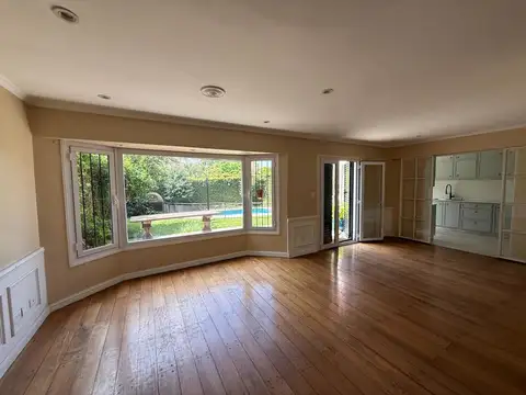 Casa 5 ambientes con 5 baños