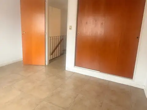 Depto Tipo Casa en Alquiler 20 años