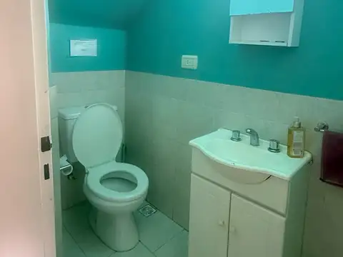 Depto Tipo Casa en Alquiler con 1 cocheras