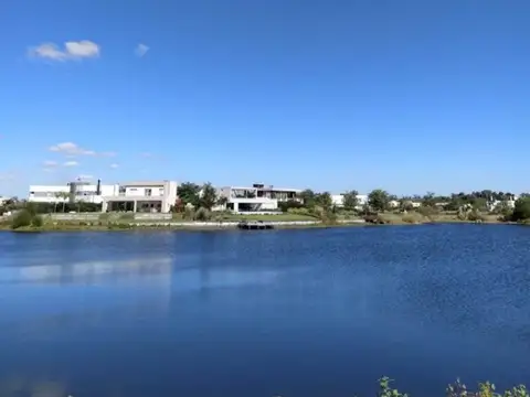 Terreno a la Venta Vista a la Laguna