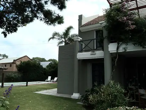 Casa en Alquiler Temporal de 6 dormitorios