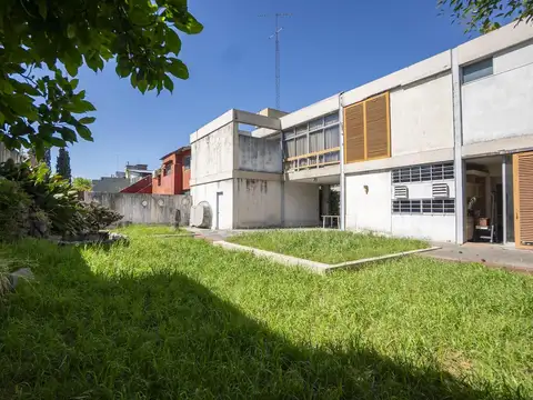 Casa de diseño en Versalles. 2 plantas, 4 dormitorios en suite, parque