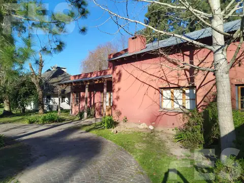 Casa en Venta con 1 cochera