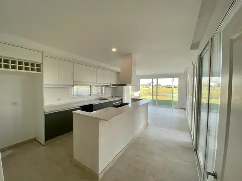 El Cantón Norte Escobar