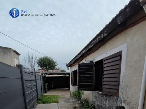 Casa 5 ambientes con 2 baños