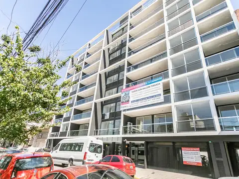 Cochera A Estrenar en Alquiler a 200 Metros de Boca de Subte (Línea A)