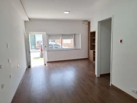 GALPÓN 850 METROS - LANUS OESTE