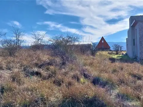 SE VENDE TERRENO 447m EN V. YACANTO, EL DIVISADERO