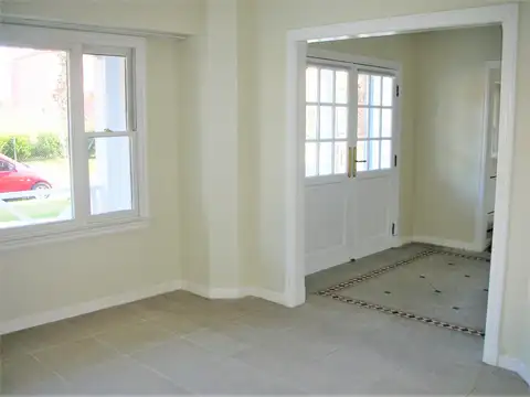 Casa 5 ambientes con 4 baños