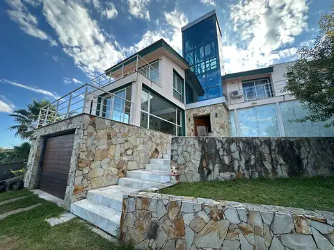 Alquiler Casa Villa del Lago 3 Dorm + Estudio