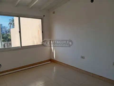 Departamento en Alquiler en San Antonio de Padua, $ 800.000