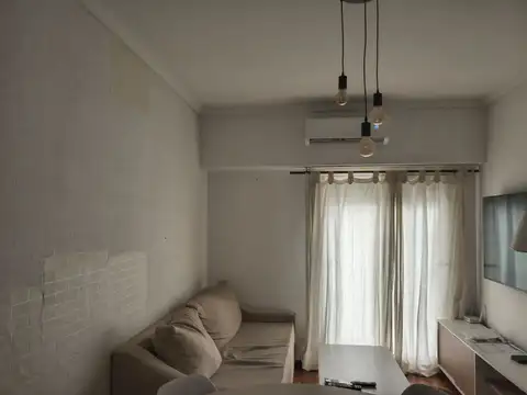 Departamento en Alquiler en La Lucila, $ 750.000