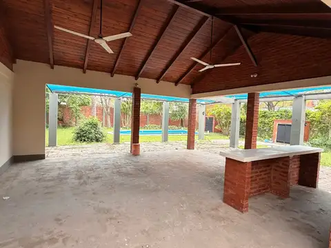 Casa 4 ambientes con 3 baños